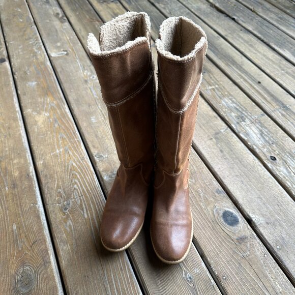 Like New Timberland Brown Leather Knee High Sherpa Boots 25669M - Women's US 8.5 - Picture 7 of 11